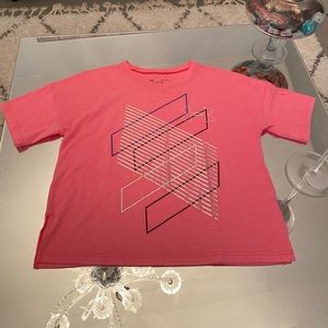 NWOT Under armor T-shirt